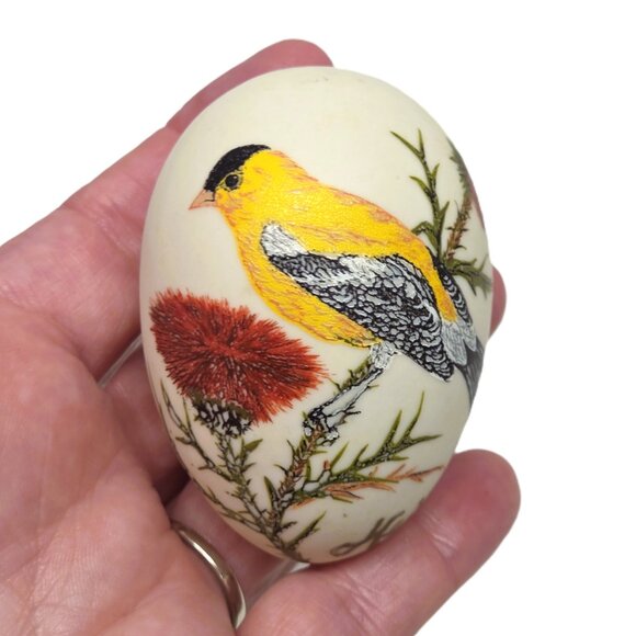 Delicate Goldfinch Ceramic Egg Thistle Keith 1984 Vintage 2.5" - Picture 7 of 7